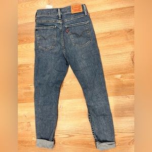 Levi’s Strauss & Co 720 High Rise Super Skinny Jeans